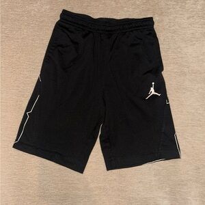 Air Jordan Shorts Kids - Size M